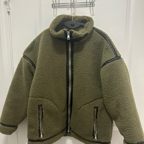 Abercrombie Contrast Trim Sherpa Aviator Jacket NWT - Picture 2 of 4